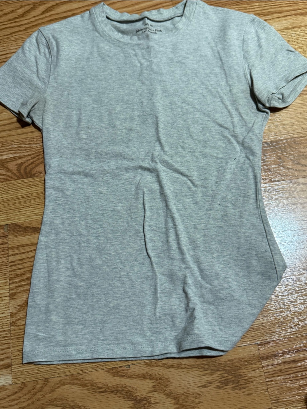 Abercrombie & Fitch Light Gray Short Sleeve Crew Tee